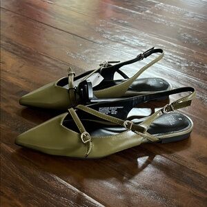 NWT Time and Tru Olive Green Pointed Slingback Flats with Cross Straps Women’s 8